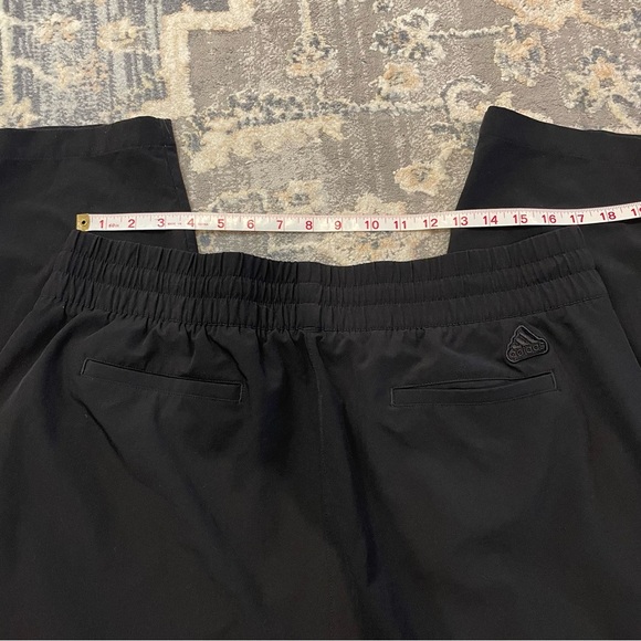 Sold - Picture 3 of 4